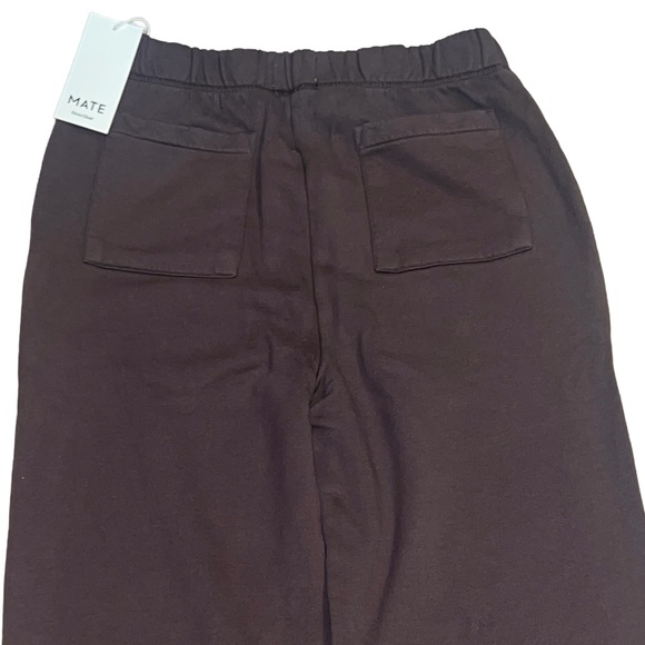 MATE THE LABEL
Organic Fleece Straight Leg Sweatpant
Color: PLUM
Size: MEDIUM - Picture 3 of 9